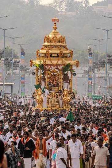 Seva volunteers at Tirumala